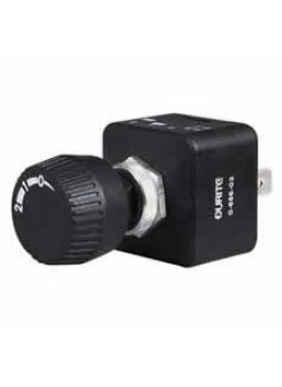 Splashproof Rotary On/On/Off Switch - 15A at 12V